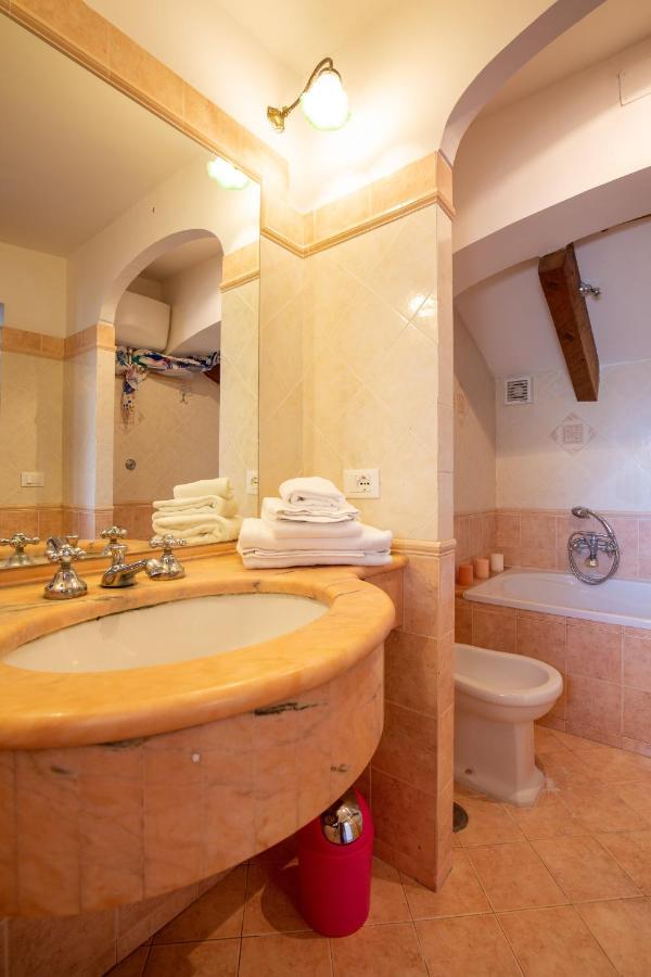 Appartement Rossy House Sorrente Extérieur photo