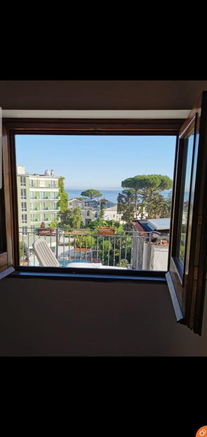 Appartement Rossy House Sorrente Extérieur photo